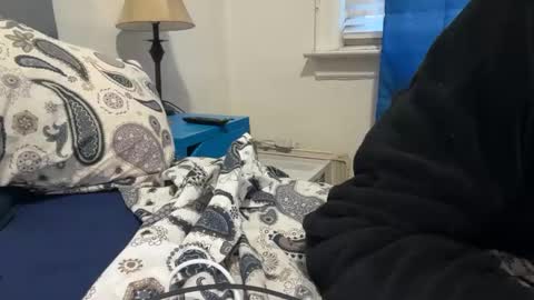 Snapshot of theeshooterr chatting on December 2024 09:24:02 PM theeshooterr online show from December 2024 09:24:02 PM