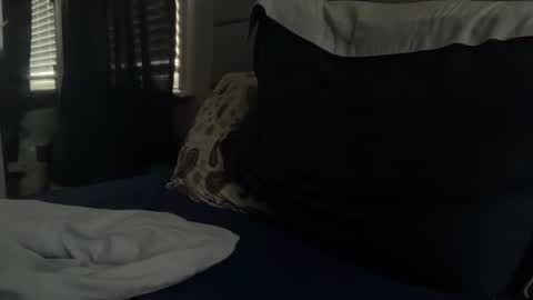 Snapshot of theeshooterr chatting on January 2025 06:21:01 PM theeshooterr online show from January 2025 06:21:01 PM