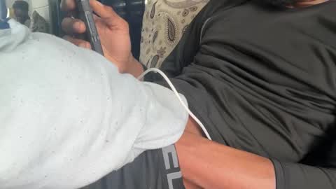 Snapshot of theeshooterr chatting on January 2025 08:21:02 PM theeshooterr online show from January 2025 08:21:02 PM