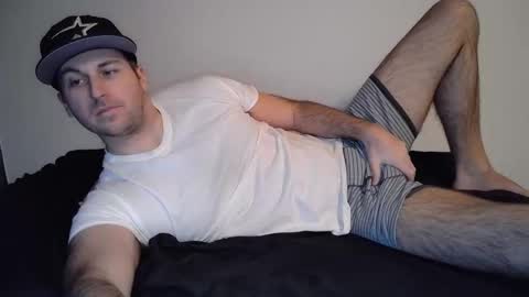 Snapshot of theetwohander chatting on February 2025 11:26:02 PM Theetwohander online show from February 2025 11:26:02 PM