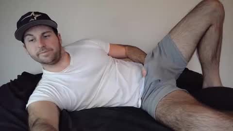 Theetwohander online show from December 2025 07:32:01 PM