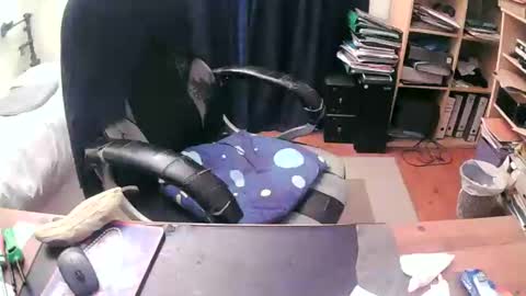 paul online show from April 2026 04:39:01 PM