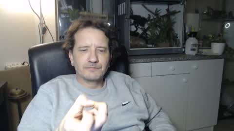 Snapshot of thegreeneyes95 chatting on February 2026 11:08:02 PM Green online show from February 2026 11:08:02 PM