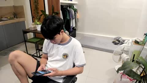 Green online show from December 2024 08:03:02 PM