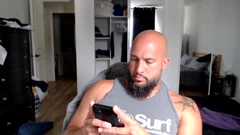Snapshot of thehawaiian93 chatting on August 2026 08:34:01 PM thehawaiian93 online show from August 2026 08:34:01 PM