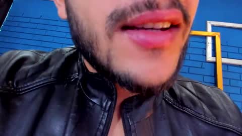 Snapshot of theian26 chatting on December 2024 05:53:02 PM Ian Deniel online show from December 2024 05:53:02 PM