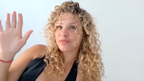 Lily Marie online show from June 2026 09:50:01 PM