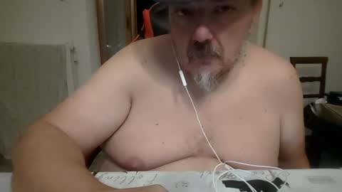 Pippo71 online show from July 2026 07:32:02 PM