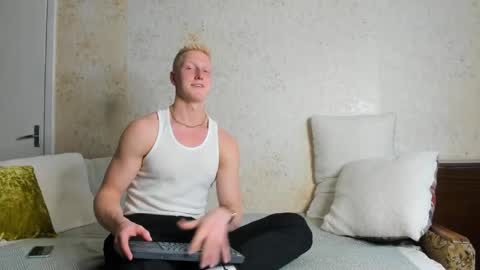 Snapshot of thejacob_d chatting on April 2026 05:18:01 PM thejacob_d online show from April 2026 05:18:01 PM