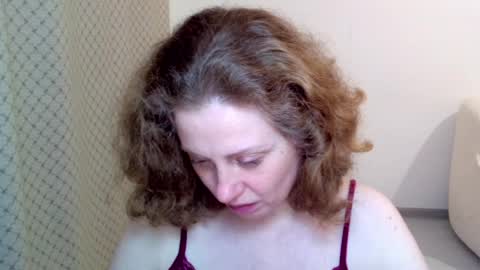 Ella online show from April 2026 08:14:01 PM