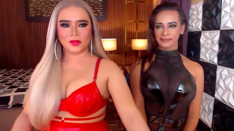 Paula online show from May 2026 07:07:02 PM