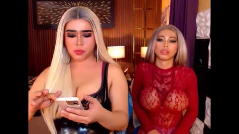 Paula online show from May 2026 09:53:01 PM