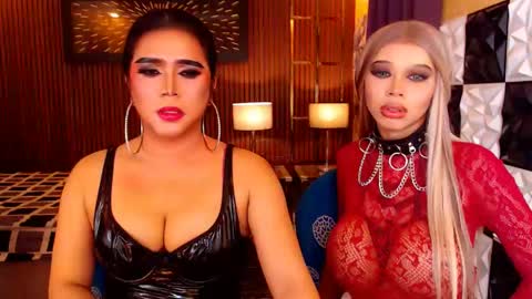 Paula online show from May 2026 11:17:02 AM