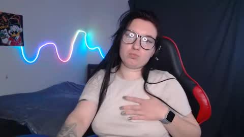 Lisa online show from November 2025 10:58:01 AM