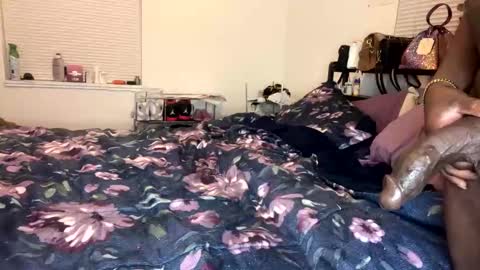 them1616 online show from April 2026 03:33:01 AM