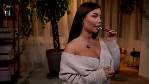 Madison online show from February 2026 04:41:01 AM