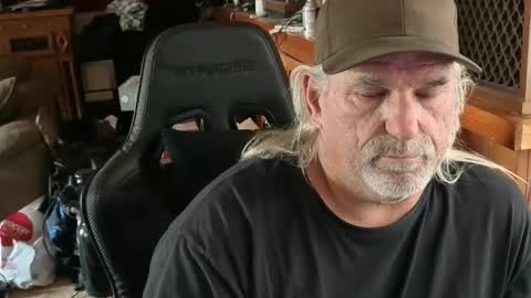 themasseure1 online show from April 2026 05:43:01 PM