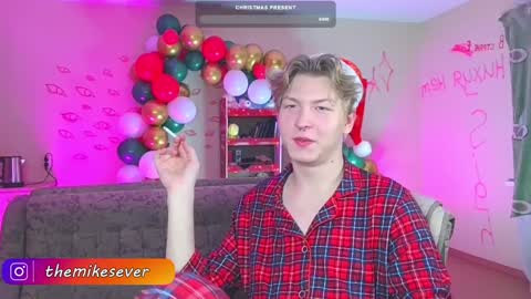 Snapshot of themikesever chatting on December 2024 05:37:01 PM Sever online show from December 2024 05:37:01 PM