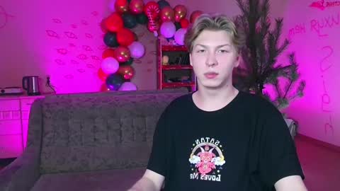 Snapshot of themikesever chatting on January 2025 04:54:01 PM Sever online show from January 2025 04:54:01 PM