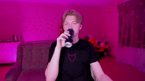 Snapshot of themikesever chatting on January 2025 06:52:01 PM Sever online show from January 2025 06:52:01 PM