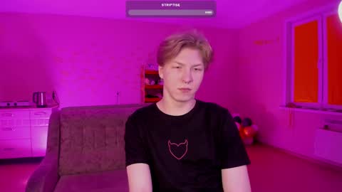 Snapshot of themikesever chatting on February 2025 06:59:01 PM Sever online show from February 2025 06:59:01 PM