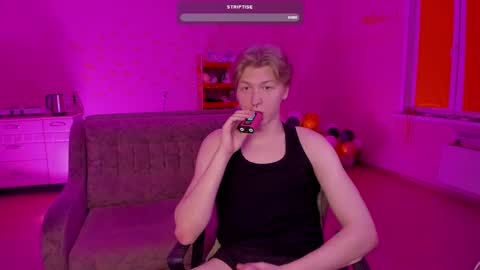 Snapshot of themikesever chatting on February 2025 11:04:02 PM Sever online show from February 2025 11:04:02 PM