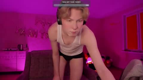 Snapshot of themikesever chatting on February 2025 05:43:01 PM Sever online show from February 2025 05:43:01 PM