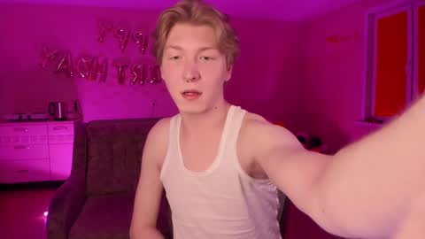 Snapshot of themikesever chatting on February 2025 12:14:01 AM Sever online show from February 2025 12:14:01 AM