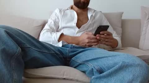 TheMonarchGoat online show from September 2025 09:31:02 AM