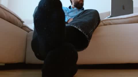 TheMonarchGoat online show from October 2025 12:13:02 PM