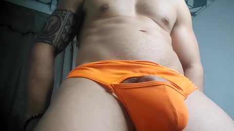 Snapshot of themuscularvenezuelanman chatting on February 2025 07:18:01 AM themuscularvenezuelanman online show from February 2025 07:18:01 AM