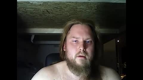 thenewdude1992 online show from March 2025 07:17:01 PM