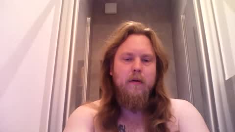 thenewdude1992 online show from February 2026 01:41:02 PM