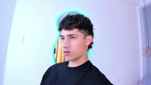 Snapshot of theohawke_ chatting on January 2025 02:36:02 PM THEO- MATEO online show from January 2025 02:36:02 PM