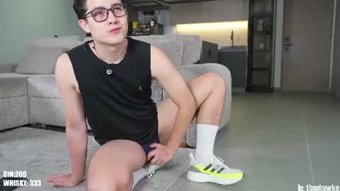  THEO- MATEO  online show from June 2026 11:40:02 PM