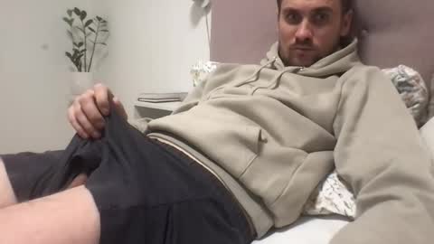 theonetojerkwith online show from February 2025 08:05:02 PM