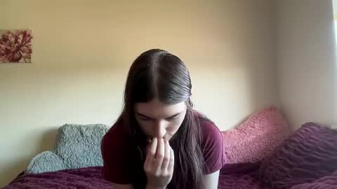 Astrid online show from April 2026 10:32:02 PM