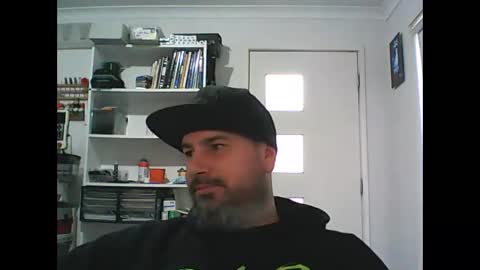aussiebeard online show from November 2025 01:04:02 AM