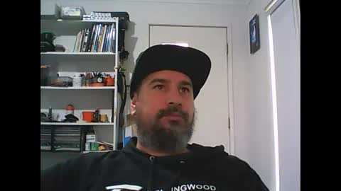 aussiebeard online show from November 2025 02:12:02 AM