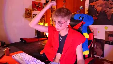Matt independent model  online show from April 2026 10:23:02 PM
