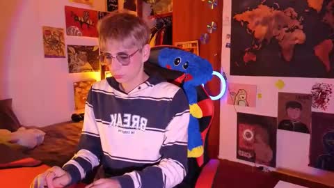 Matt independent model  online show from April 2026 08:57:02 PM
