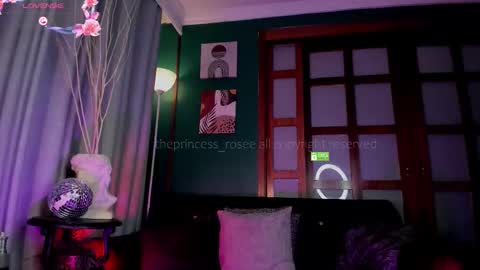 Rosie  online show from September 2025 05:24:02 PM