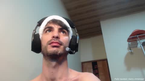 Santiago Enrique online show from December 2024 05:52:02 AM