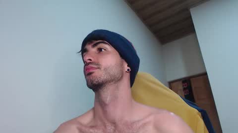 Santiago Enrique online show from January 2026 06:28:01 AM