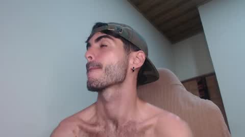Snapshot of therazhanen chatting on April 2026 03:22:01 AM Santiago Enrique online show from April 2026 03:22:01 AM