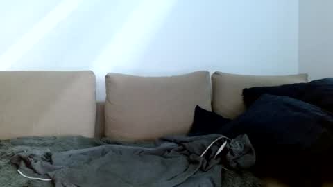 Yoshi online show from December 2024 06:27:01 PM