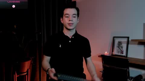 Snapshot of therealmartincox chatting on January 2025 11:56:01 PM 4th online show from January 2025 11:56:01 PM