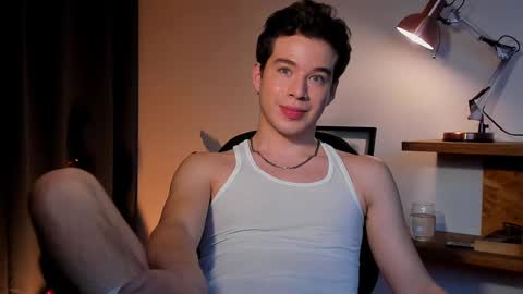 Snapshot of therealmartincox chatting on September 2025 12:22:02 AM 4th online show from September 2025 12:22:02 AM