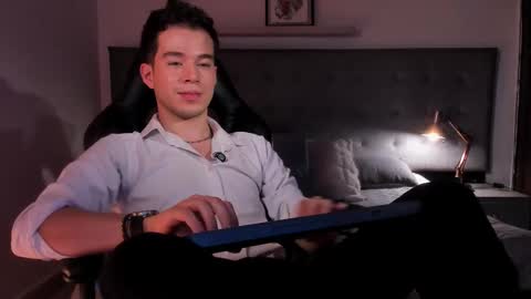 Snapshot of therealmartincox chatting on October 2025 04:53:02 PM 4th online show from October 2025 04:53:02 PM