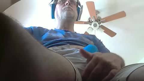 Snapshot of thereisnospoon1970 chatting on May 2026 06:39:01 PM Neo online show from May 2026 06:39:01 PM